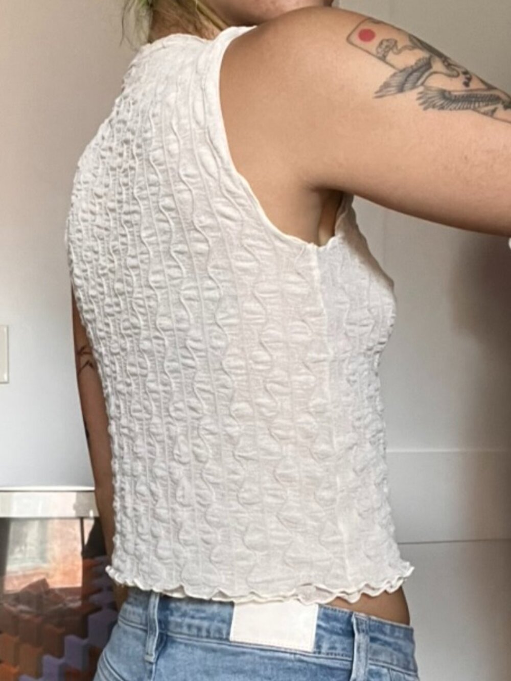 Cream Ruffly Mockneck Sleeveless Top - Picture 2 of 4